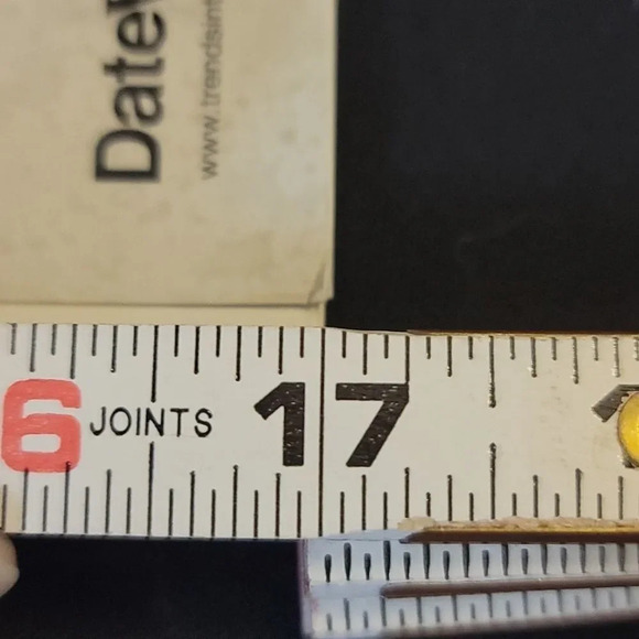 Sports Illustrated Swimsuit oversized calendar 2017 good condition - Picture 5 of 6